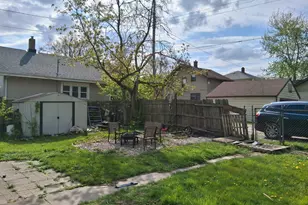 1009 N Bond St, Saginaw, MI 48602 - Photo 5