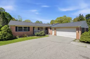 2143 Osceola Dr SE, Grand Rapids, MI 49506 - Photo 5