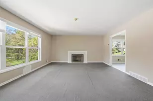 2143 Osceola Dr SE, Grand Rapids, MI 49506 - Photo 21