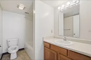 2143 Osceola Dr SE, Grand Rapids, MI 49506 - Photo 61