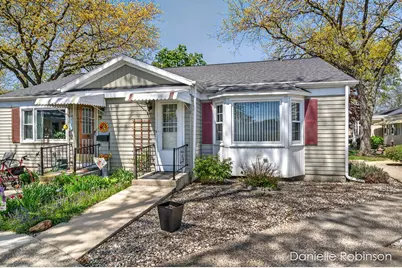 929 Village Lane #140, Jenison, MI 49428 - Photo 3