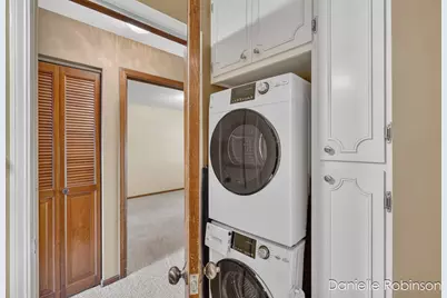 929 Village Lane #140, Jenison, MI 49428 - Photo 17