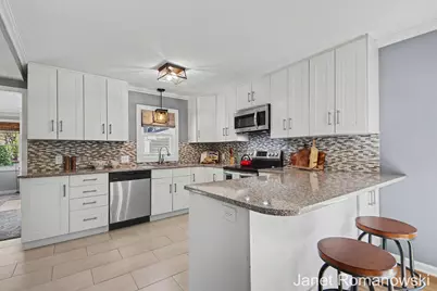 2126 Englewood Drive SE, Grand Rapids, MI 49506 - Photo 5