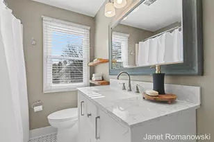 2126 Englewood Dr SE, Grand Rapids, MI 49506 - Photo 11