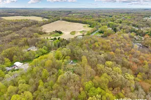 9483 Stadium Dr, Kalamazoo, MI 49009 - Photo 47