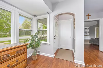 722 N Hudson Street SE, Lowell, MI 49331 - Photo 5