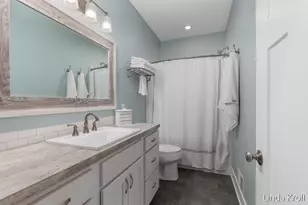 8242 Hearthway Ave, Jenison, MI 49428 - Photo 15