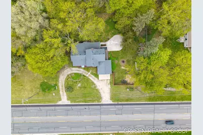 5527 W River Drive NE, Comstock Park, MI 49321 - Photo 45