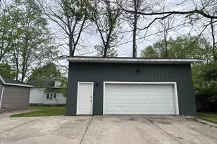627 S 5th St, Niles, MI 49120 - Photo 5