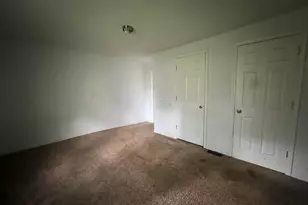 627 S 5th St, Niles, MI 49120 - Photo 17