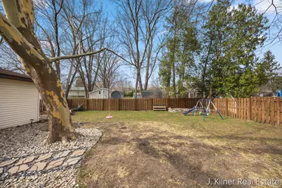 65 Betty Street NE, Comstock Park, MI 49321 - Photo 31
