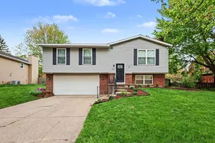 1717 Edgewood Ave SE, Grand Rapids, MI 49506 - Photo 1