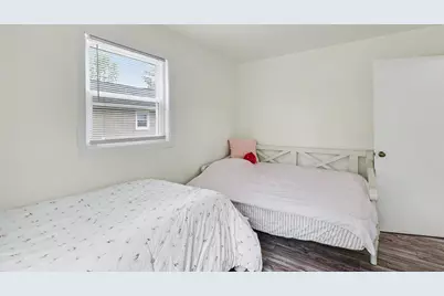 1717 Edgewood Avenue SE, Grand Rapids, MI 49506 - Photo 17
