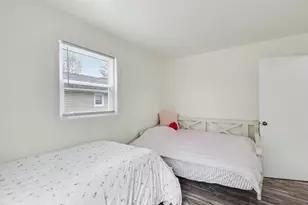 1717 Edgewood Ave SE, Grand Rapids, MI 49506 - Photo 17