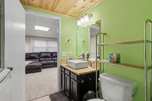 1717 Edgewood Ave SE, Grand Rapids, MI 49506 - Photo 21