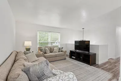 1717 Edgewood Avenue SE, Grand Rapids, MI 49506 - Photo 3