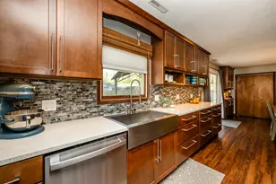 5021 Weatherford Dr, Coloma, MI 49038 - Photo 11