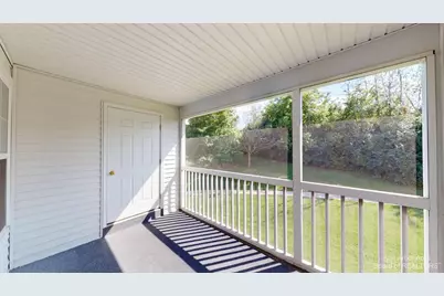 2802 S Knightsbridge Circle, Ann Arbor, MI 48105 - Photo 7