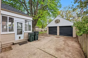 21516 Madison St, Saint Clair Shores, MI 48081 - Photo 27