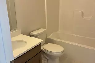 15733 Hawley Dr, Grand Haven, MI 49417 - Photo 13