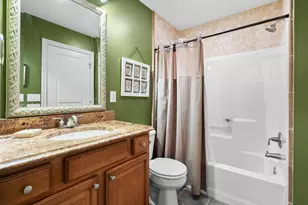 9048 Montezuma Ave, Kalamazoo, MI 49009 - Photo 23