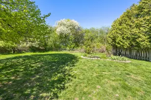 1865 Ridgemoor Dr SE, Grand Rapids, MI 49506 - Photo 25