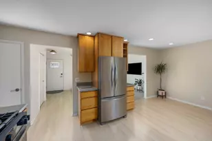 1865 Ridgemoor Dr SE, Grand Rapids, MI 49506 - Photo 9