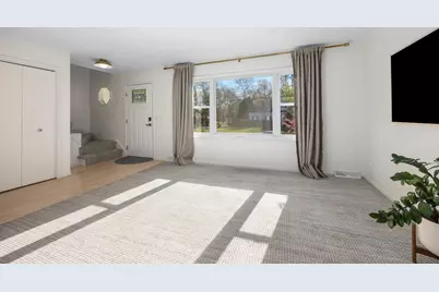 1865 Ridgemoor Drive SE, Grand Rapids, MI 49506 - Photo 5