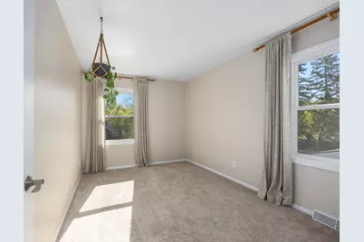 1865 Ridgemoor Drive SE, Grand Rapids, MI 49506 - Photo 17