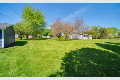 124 Carlysle Drive, Brooklyn, MI 49230 - Photo 41
