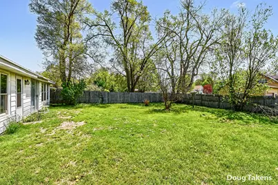 527 W Ellis Street, Belding, MI 48809 - Photo 5