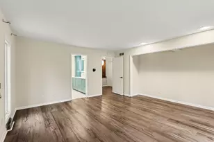 1519 Middlebrook Dr, Norton Shores, MI 49441 - Photo 23