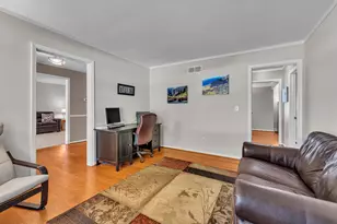 11201 Academy Ct, Plymouth, MI 48170 - Photo 7