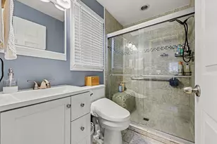 2182 Anita Ave Ave, Grosse Pointe Woods, MI 48236 - Photo 15
