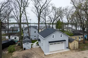 735 Waterfront Dr, Coldwater, MI 49036 - Photo 3