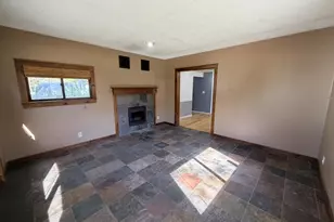 549 Academy St, Allegan, MI 49010 - Photo 5