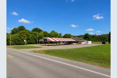 28102 M-152, Dowagiac, MI 49047 - Photo 1