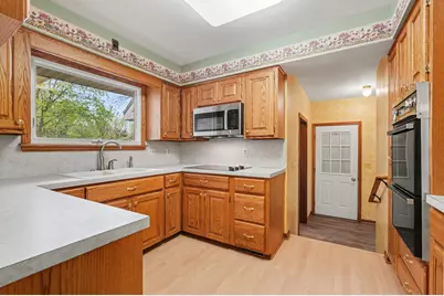 2120 Leffingwell Avenue NE, Grand Rapids, MI 49525 - Photo 9
