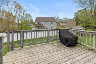 320 Maizie Ln, Sparta, MI 49345 - Photo 23