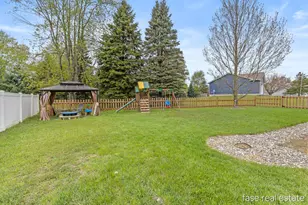 320 Maizie Ln, Sparta, MI 49345 - Photo 25