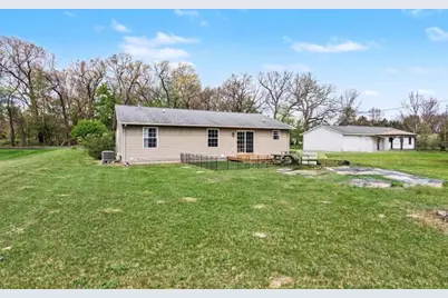61117 County Road 653, Paw Paw, MI 49079 - Photo 17