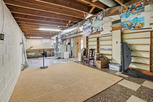 1033 N Beechwood St, Ludington, MI 49431 - Photo 25