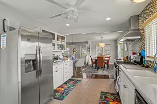 1033 N Beechwood St, Ludington, MI 49431 - Photo 11