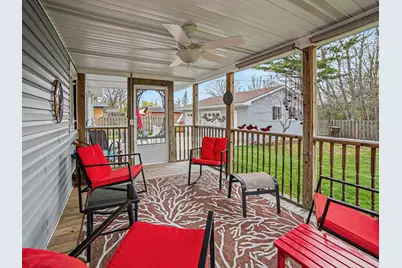 1033 N Beechwood Street, Ludington, MI 49431 - Photo 27