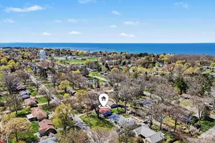 1033 N Beechwood St, Ludington, MI 49431 - Photo 3