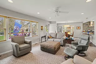 1033 N Beechwood St, Ludington, MI 49431 - Photo 5