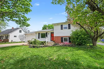 1716 Woodlawn Avenue SE, Grand Rapids, MI 49506 - Photo 3
