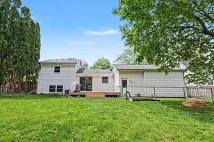 1716 Woodlawn Ave SE, Grand Rapids, MI 49506 - Photo 23