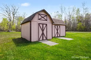 2525 S 8 Mile Rd, Auburn, MI 48611 - Photo 27