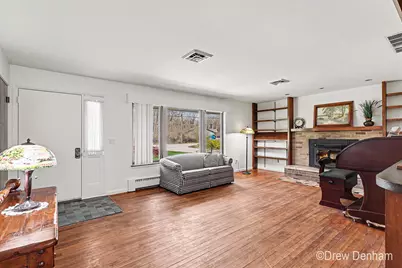 2525 S 8 Mile Road, Auburn, MI 48611 - Photo 5